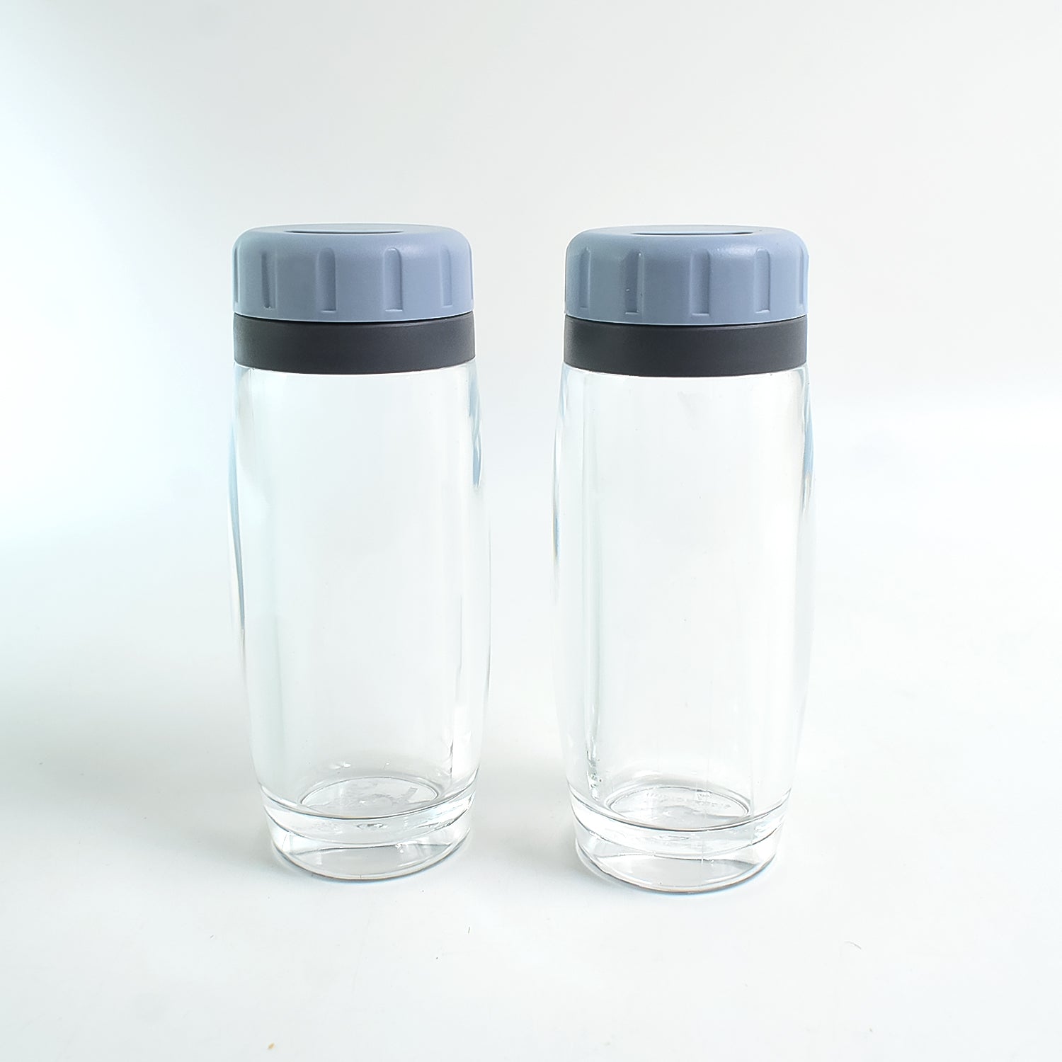Apex Acrylic Salt And Pepper Shaker Set Of 2
